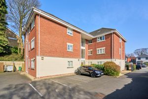 Photo 17- click for photo gallery